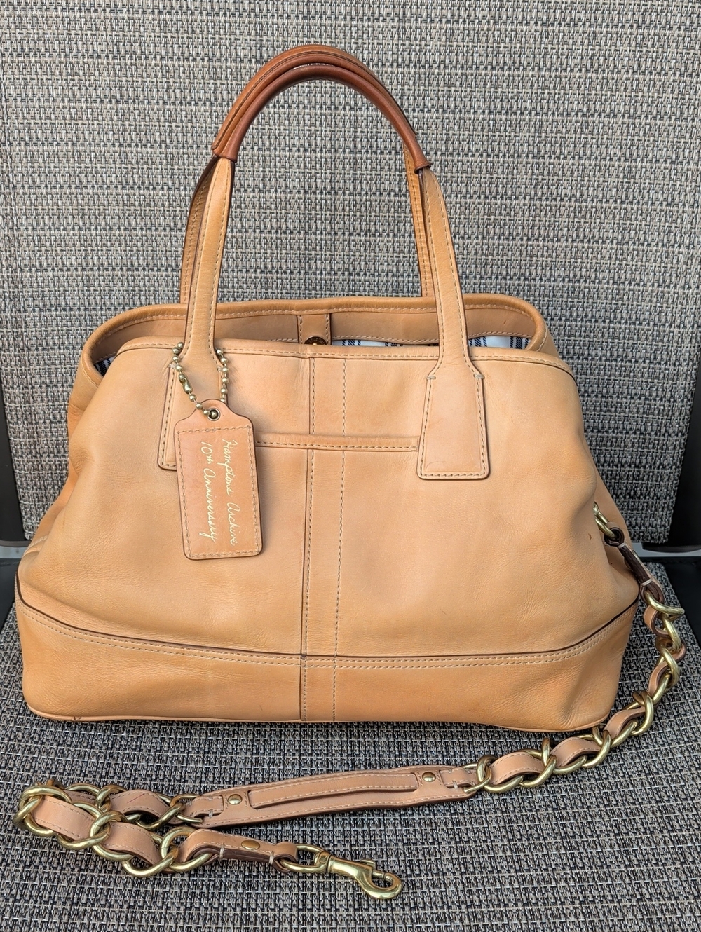 Coach Hamptons Convertible Kisslock Satchel (M0873-14388) GUC